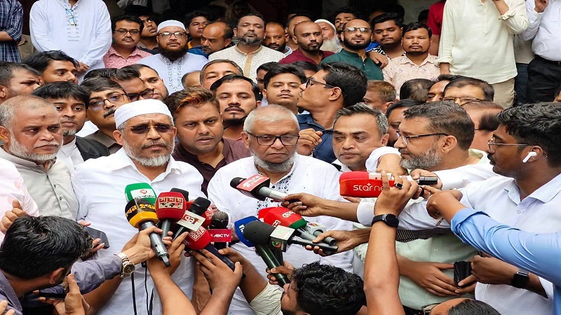 সুরঞ্জিত সেনগুপ্ত হত্যা চেষ্টা মামলায় বাবর,জিকে গউছসহ ৮ জন খালাস